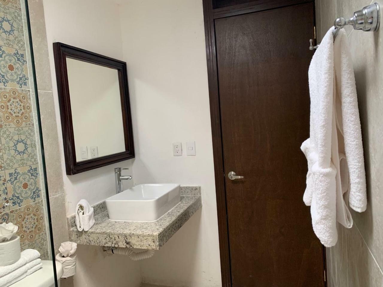 Hotel Catedral Valladolid  Luaran gambar